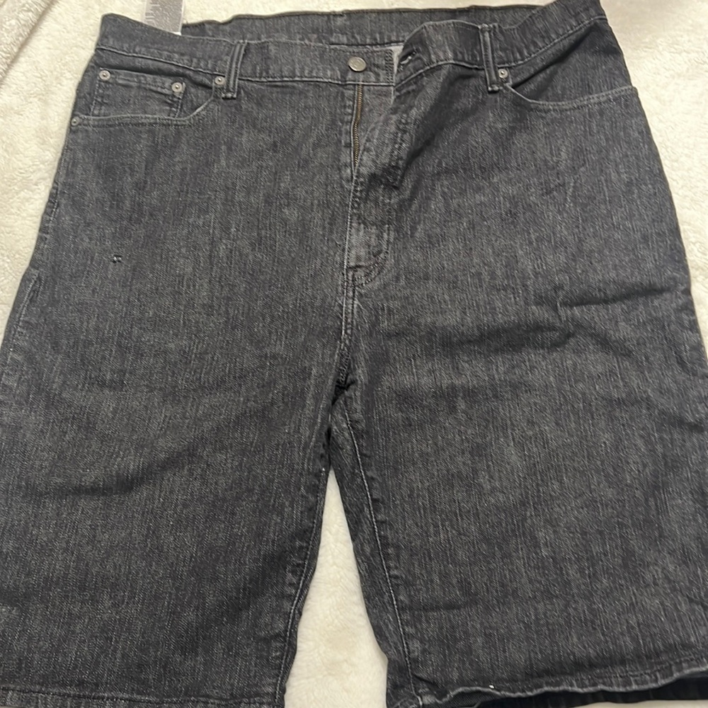 Levi’s 569 Black Denim Shorts size 42